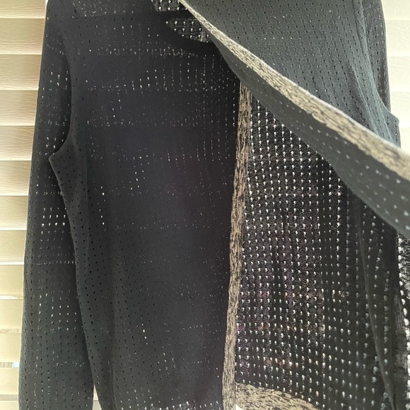 rag & Bone Ariana Perforated Split-Back Sweater size S - Picture 4 of 9